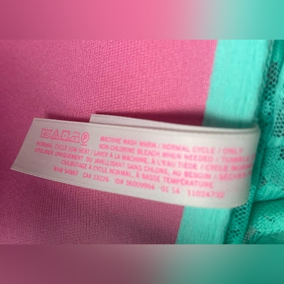 PINK Victoria's Secret Mint Green Strapless
Lace Bandeau/Bralette Size Large - Picture 7 of 10